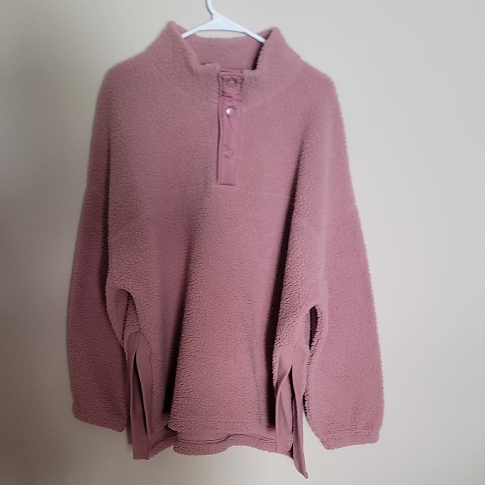 Womens Old Navy Active Sherpa Pull Over